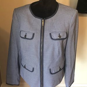 .Tommy Hilfiger Jacket 16